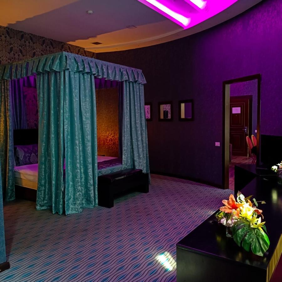 Cinema Plaza Hotel Baku Eksteriør bilde