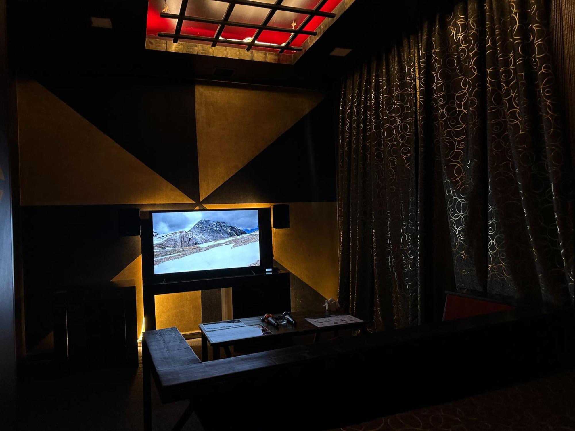 Cinema Plaza Hotel Baku Eksteriør bilde