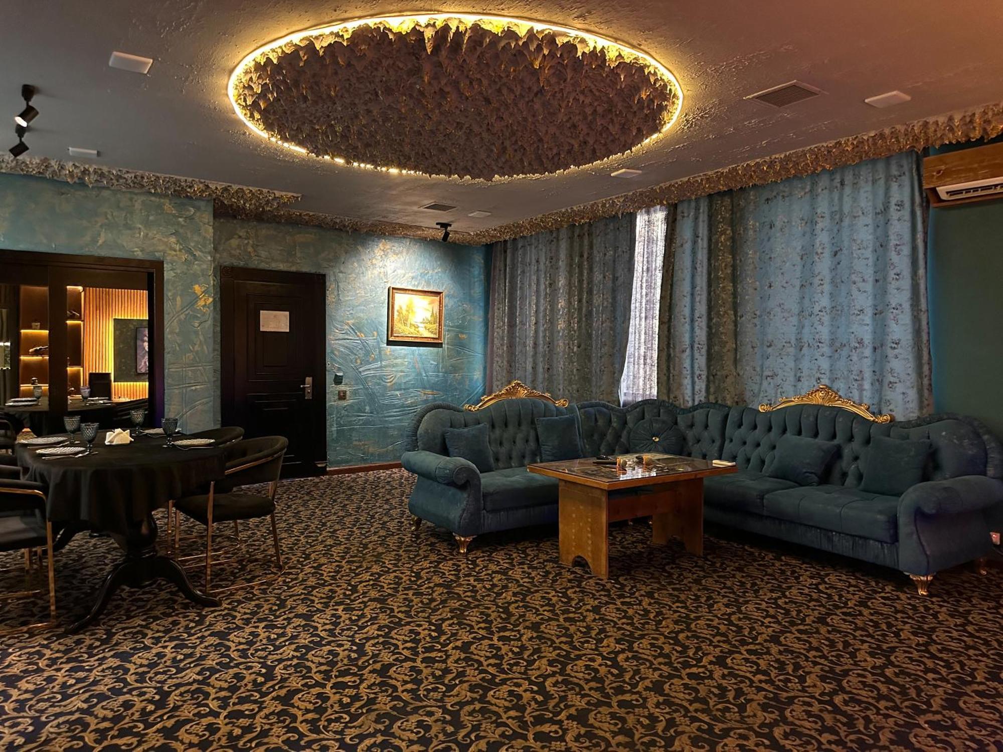 Cinema Plaza Hotel Baku Eksteriør bilde
