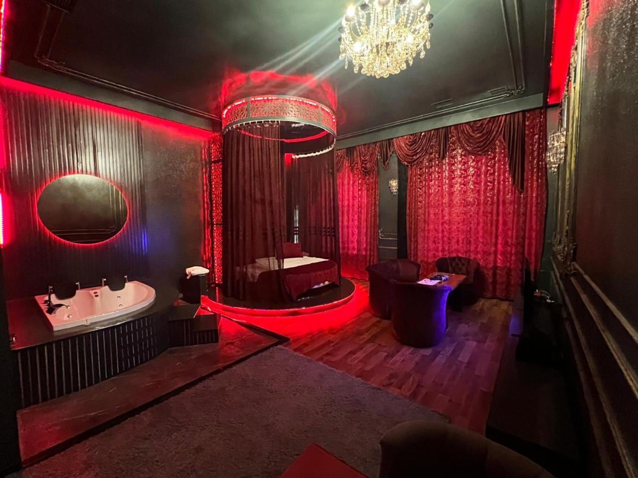 Cinema Plaza Hotel Baku Eksteriør bilde