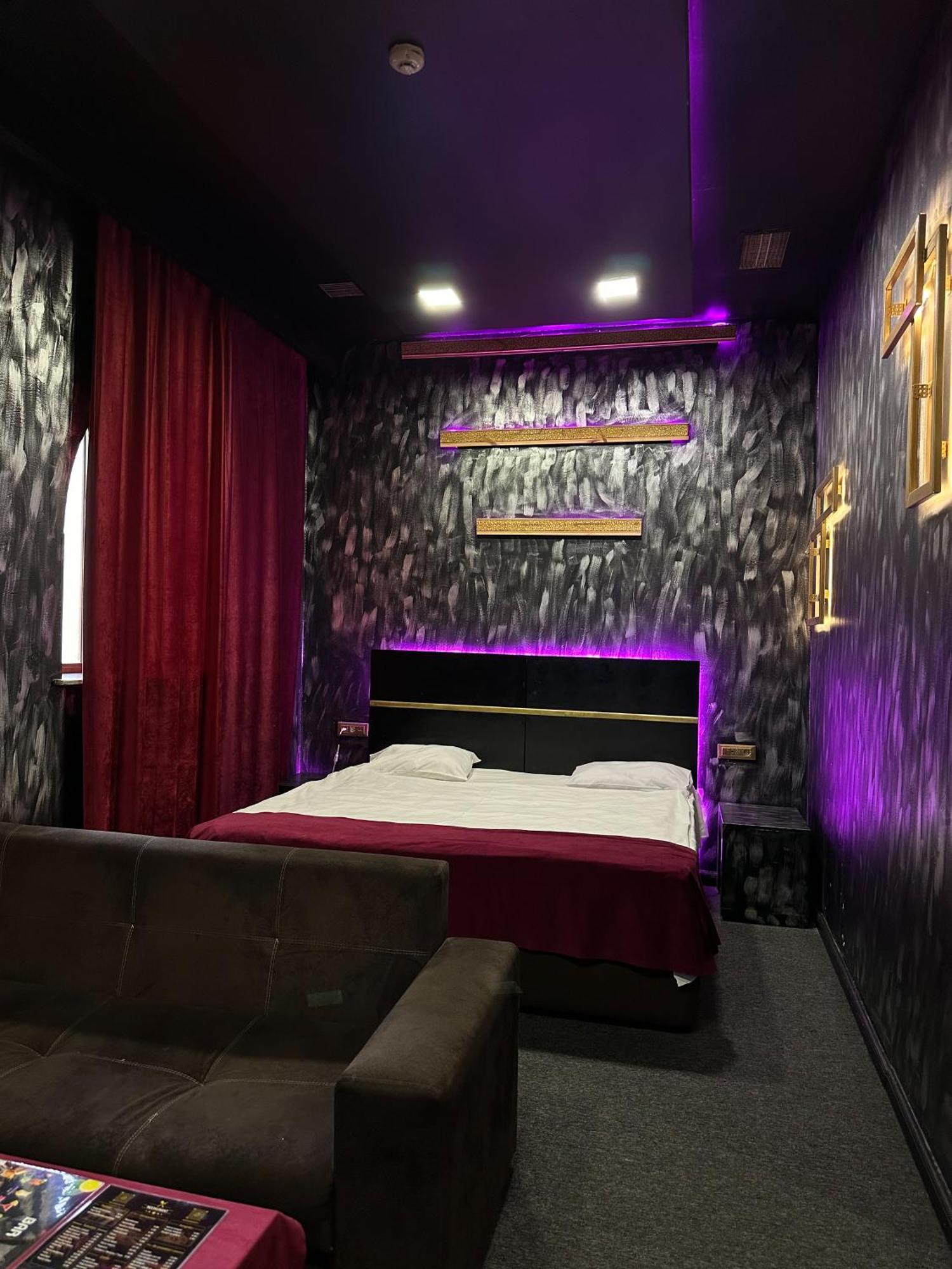 Cinema Plaza Hotel Baku Eksteriør bilde