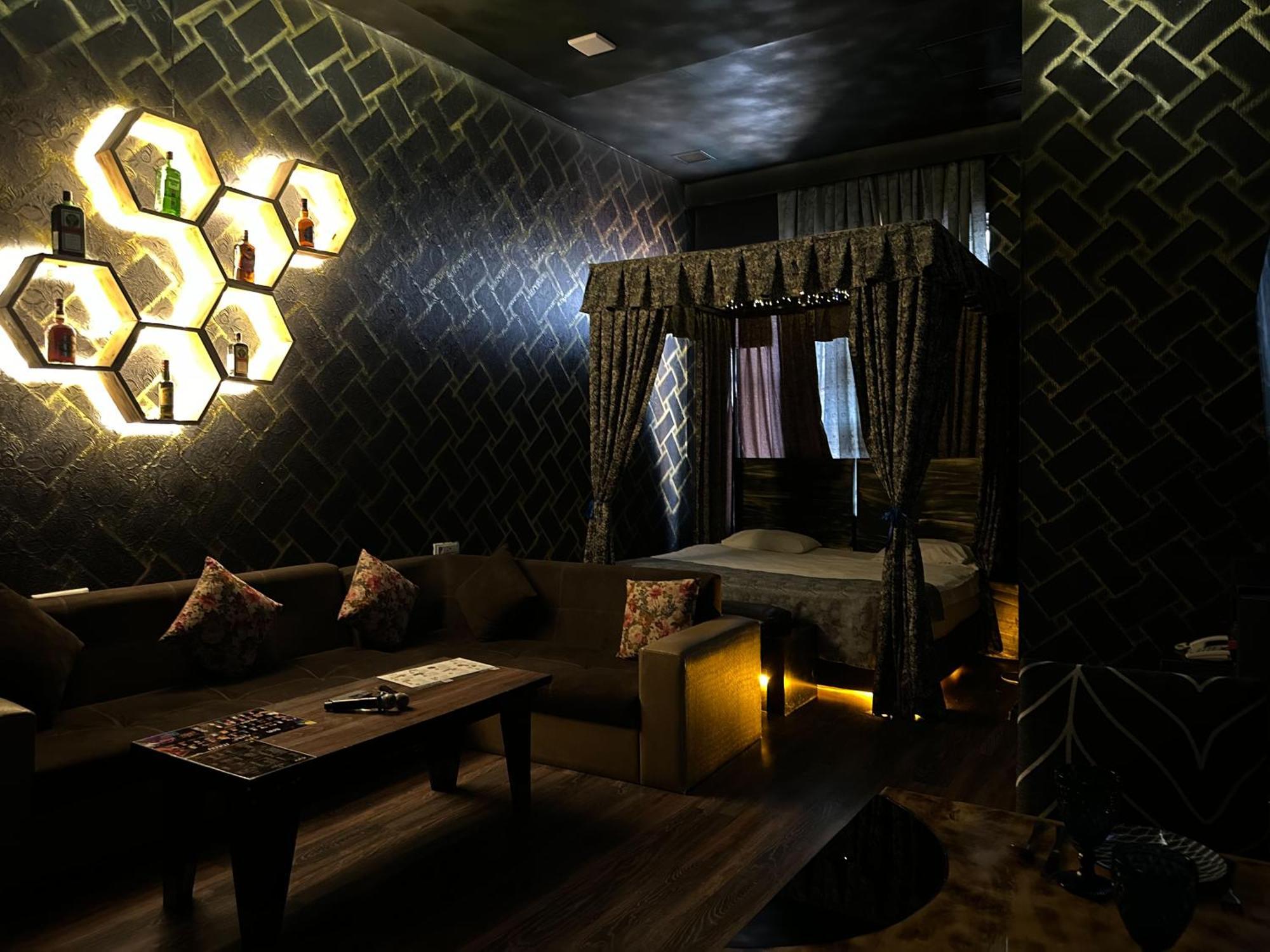 Cinema Plaza Hotel Baku Eksteriør bilde