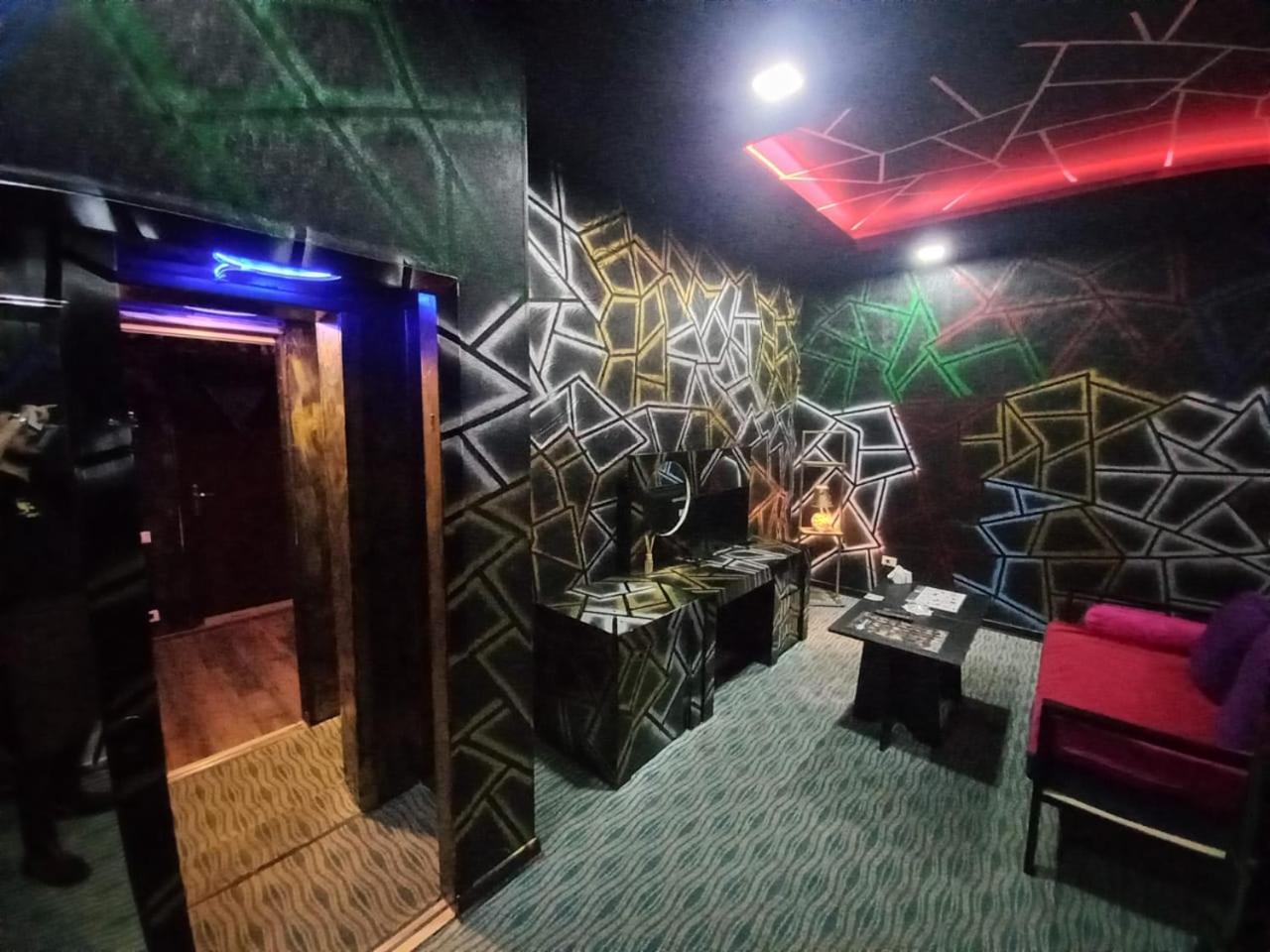 Cinema Plaza Hotel Baku Eksteriør bilde